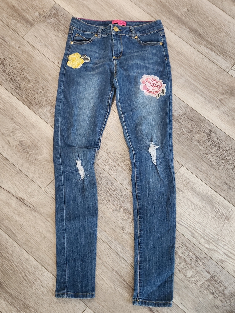 Betsey Johnson Dark Blue Skinny Jeans with Floral Patches Girls Youth
